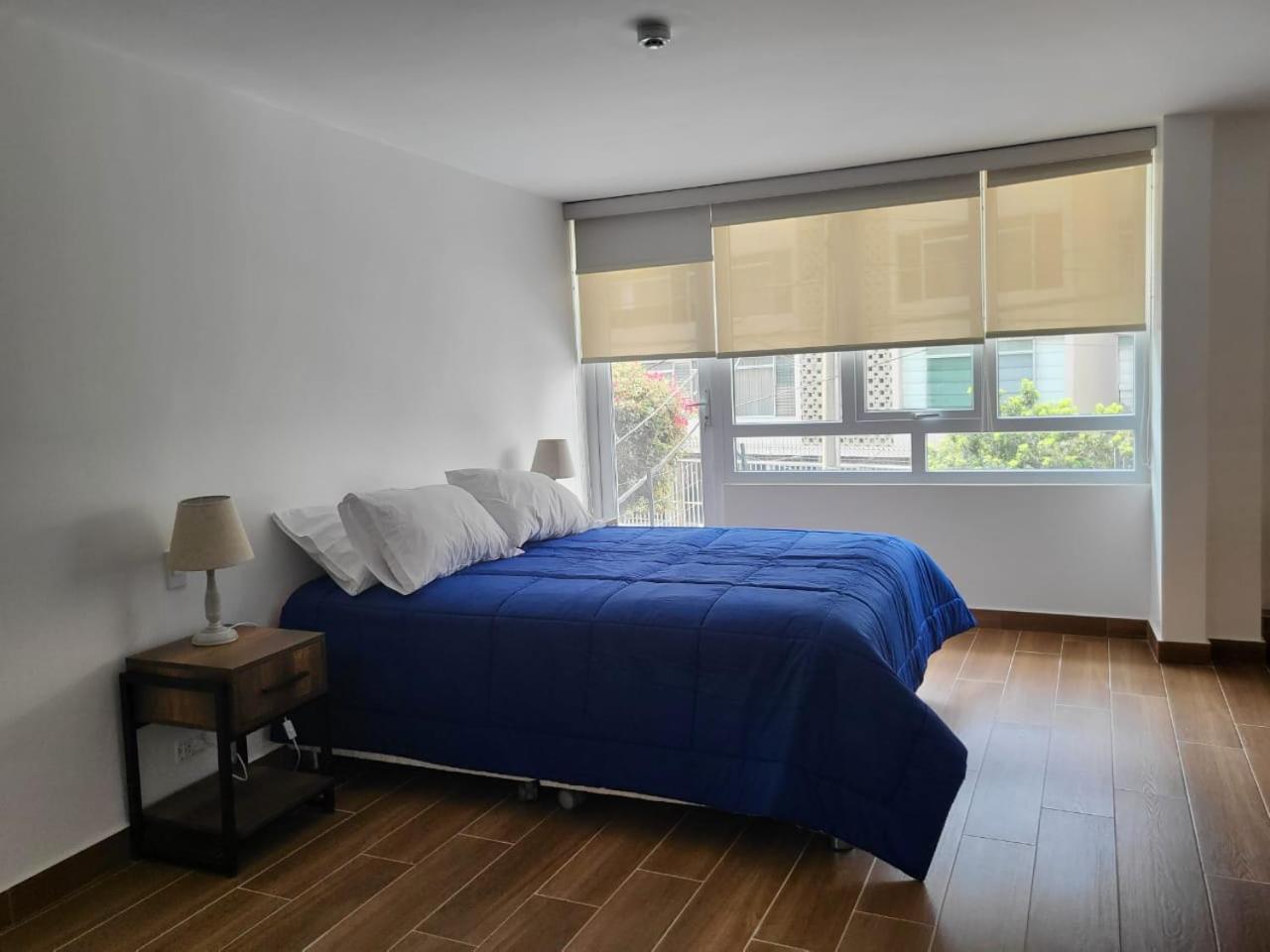 Apartment Venue *
